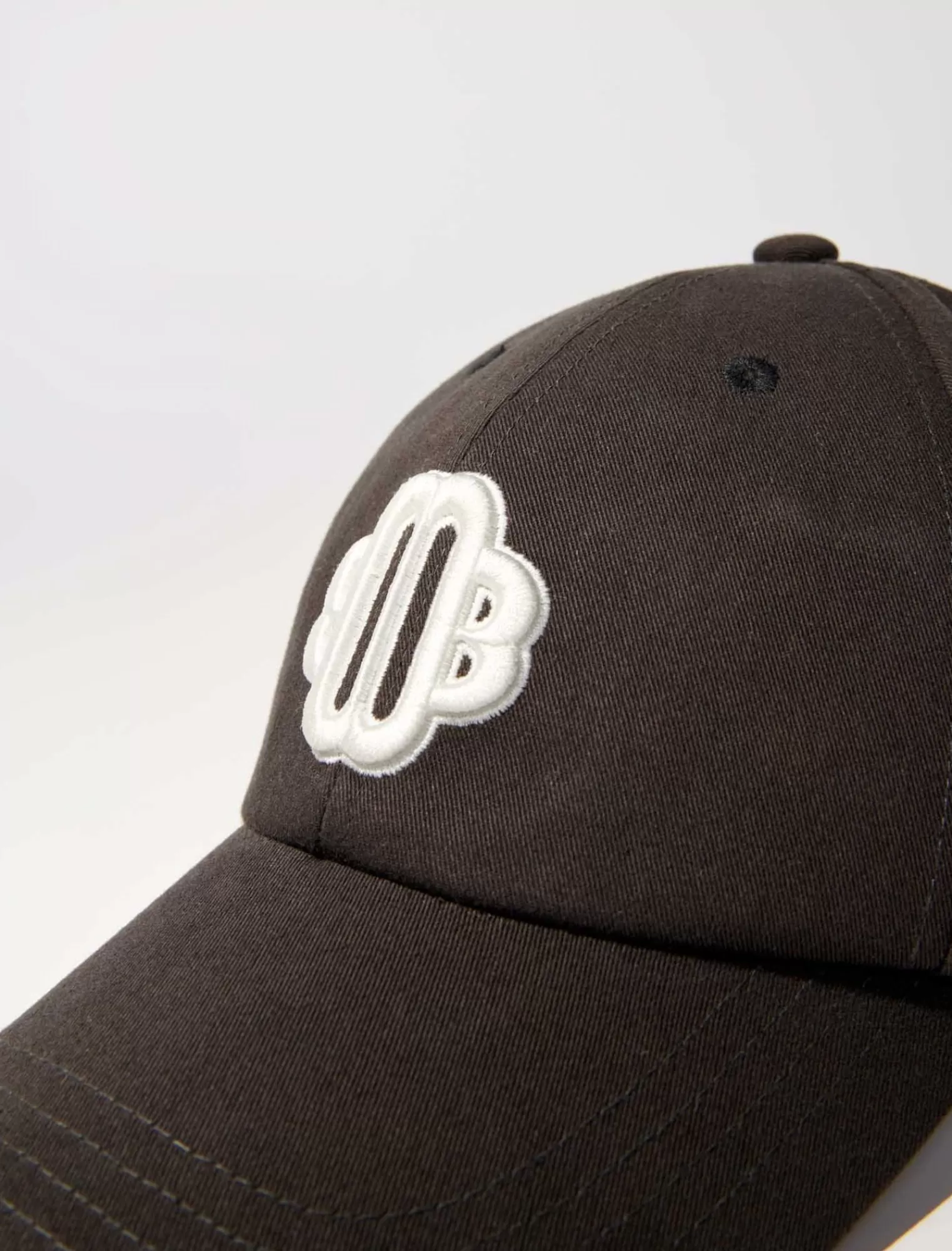 Women Maje Cotton Cap With Clover Logo