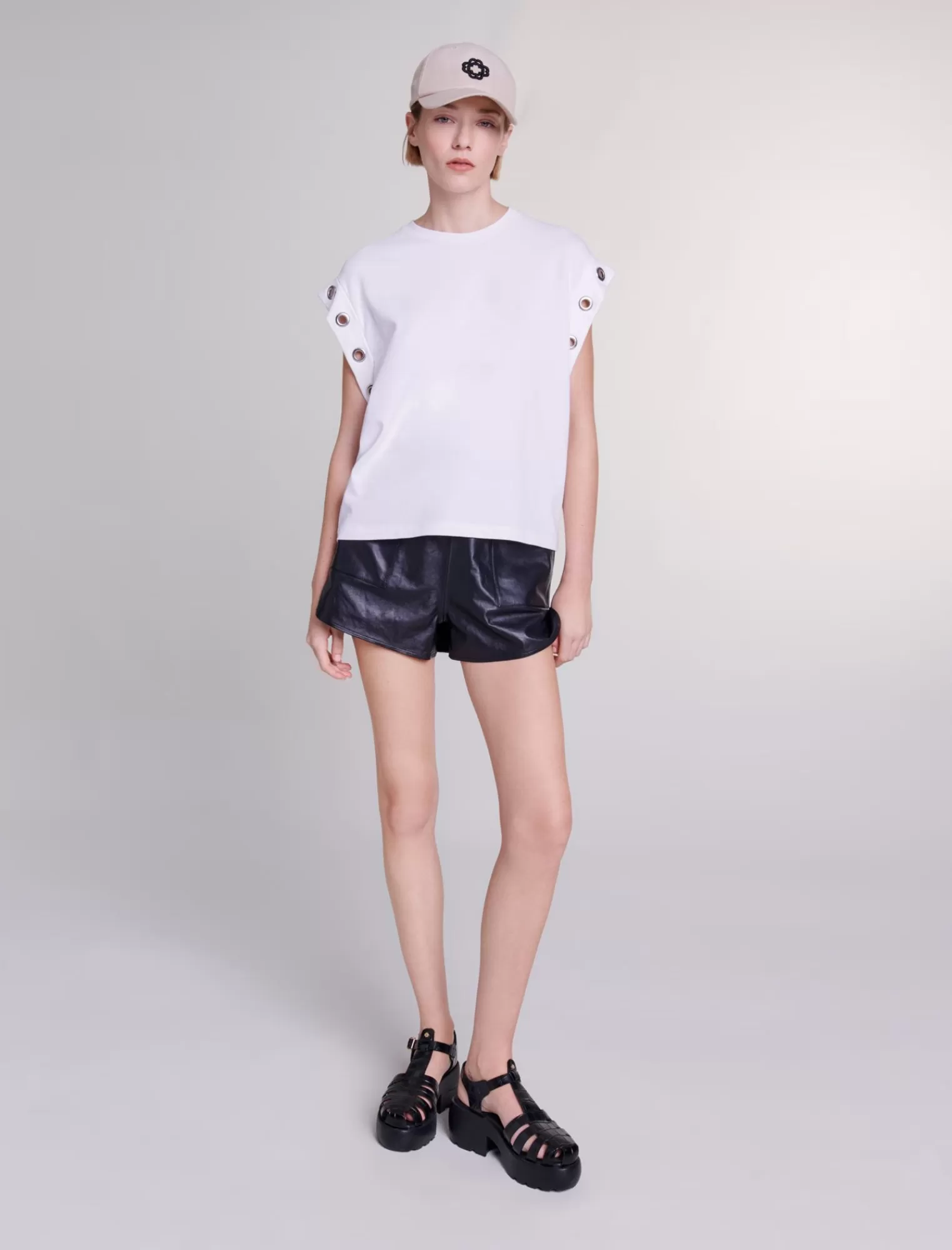 Women Maje Tshirt With Buttons On The Sleeves